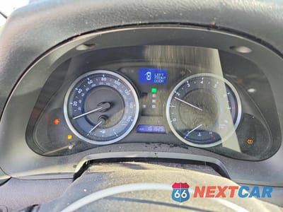 Zdjęcie 9 z 13 samochodu: 2012 LEXUS IS 250 VIN:JTHCF5C29C5054876 - miniatura