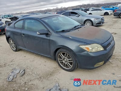 Czwarte zdjęcie samochodu z boku: 2007 TOYOTA SCION TC VIN:JTKDE177170220245 - miniatura