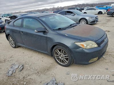 Czwarte zdjęcie samochodu z boku: 2007 TOYOTA SCION TC VIN:JTKDE177170220245 - miniatura