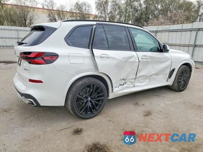 Trzecie zdjęcie samochodu z tyłu: 2026 BMW X5 SDRIVE 40I VIN:5UX13EU06T9052816 - miniatura