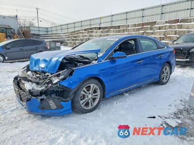 2018 HYUNDAI SONATA SPORT 5NPE34AF4JH638070 - główne zdjęcie licytacji z USA - miniatura
