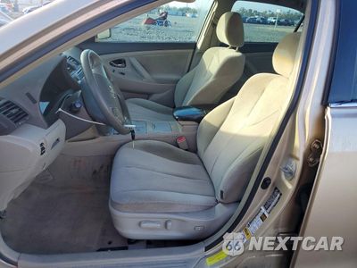 Zdjęcie 7 z 13 samochodu: 2010 TOYOTA CAMRY BASE VIN:4T1BF3EK1AU098898 - miniatura