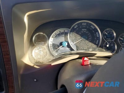 Zdjęcie 9 z 12 samochodu: 2002 CADILLAC ESCALADE LUXURY VIN:1GYEK63N02R274673 - miniatura