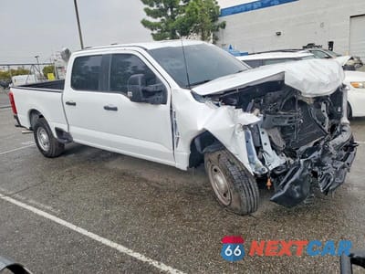 Czwarte zdjęcie samochodu z boku: 2024 FORD F250 SUPER DUTY VIN:1FT7W2AA0REF67034 - miniatura