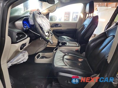 Zdjęcie 7 z 12 samochodu: 2022 CHRYSLER PACIFICA TOURING L VIN:2C4RC1BG9NR176153 - miniatura