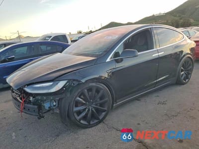 2017 TESLA MODEL X 5YJXCBE27HF051438 - główne zdjęcie licytacji z USA - miniatura