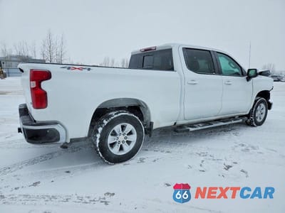 Trzecie zdjęcie samochodu z tyłu: 2024 CHEVROLET SILVERADO K1500 LT VIN:3GCPDDEK9RG237972 - miniatura