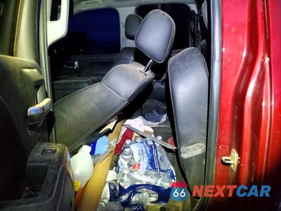 Zdjęcie 10 z 12 samochodu: 2018 CHEVROLET SILVERADO K3500 LTZ VIN:1GC5K0CY3JZ203446 - miniatura