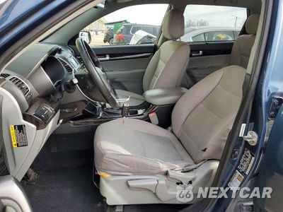Zdjęcie 7 z 14 samochodu: 2015 KIA SORENTO LX VIN:5XYKTDA68FG558787 - miniatura