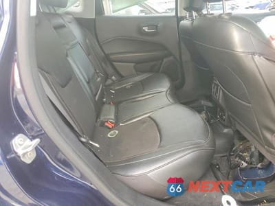 Zdjęcie 11 z 12 samochodu: 2019 JEEP COMPASS LATITUDE VIN:3C4NJDBBXKT844593 - miniatura