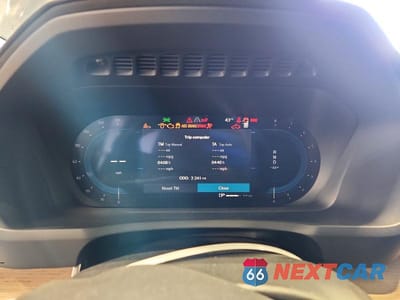 Zdjęcie 9 z 12 samochodu: 2025 VOLVO XC90 PLUS VIN:YV4062PB9S1389779 - miniatura