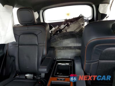 Zdjęcie 10 z 13 samochodu: 2025 LINCOLN AVIATOR BLACK LABEL VIN:5LM5J9XC7SGL02086 - miniatura