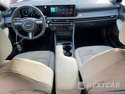 Zdjęcie 8 z 13 samochodu: 2025 HYUNDAI SONATA SEL VIN:KMHL64JA0SA447205 - miniatura