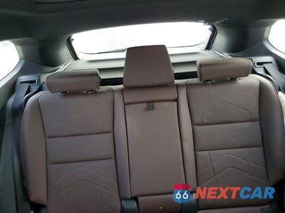 Zdjęcie 10 z 13 samochodu: 2025 BMW X1 XDRIVE28I VIN:WBX73EF07S5395720 - miniatura