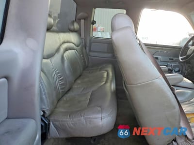 Zdjęcie 10 z 13 samochodu: 1999 GMC NEW SIERRA C1500 VIN:2GTEC19T4X1531944 - miniatura