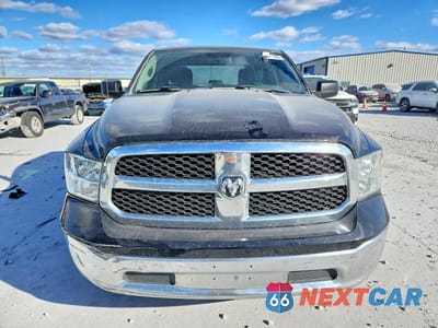 Piąte zdjęcie samochodu w środku: 2019 RAM 1500 CLASSIC TRADESMAN VIN:1C6RR6FT4KS723947 - miniatura