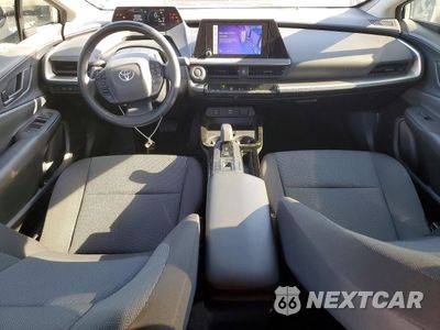 Zdjęcie 8 z 13 samochodu: 2024 TOYOTA PRIUS LE VIN:JTDACAAU4R3017494 - miniatura
