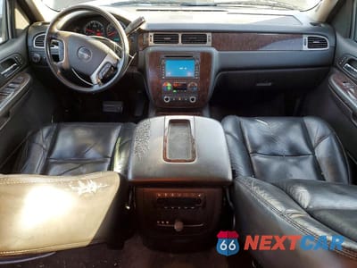 Zdjęcie 8 z 12 samochodu: 2009 GMC YUKON XL DENALI VIN:1GKFK06269R233164 - miniatura