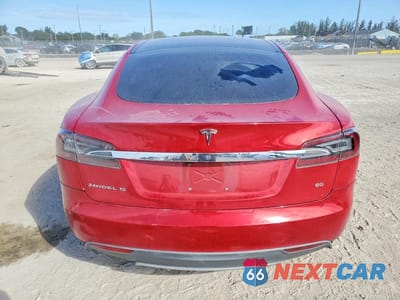 Zdjęcie 6 z 13 samochodu: 2013 TESLA MODEL S VIN:5YJSA1CG6DFP20947 - miniatura