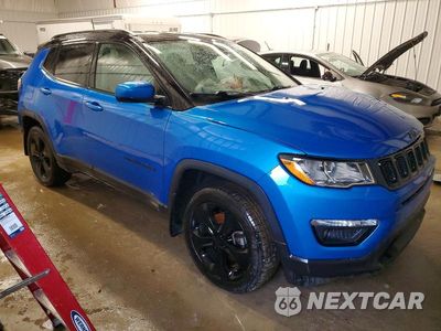 Czwarte zdjęcie samochodu z boku: 2019 JEEP COMPASS LATITUDE VIN:3C4NJDBB4KT806907 - miniatura