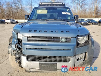 Piąte zdjęcie samochodu w środku: 2020 LAND ROVER DEFENDER 110 S VIN:SALEJEEX9L2023350 - miniatura