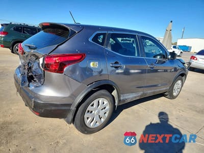 Trzecie zdjęcie samochodu z tyłu: 2019 NISSAN ROGUE SPORT S VIN:JN1BJ1CP9KW526960 - miniatura