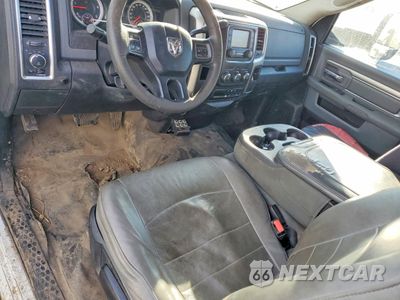 Zdjęcie 8 z 12 samochodu: 2014 RAM 5500 VIN:3C7WRMBL1EG188726 - miniatura