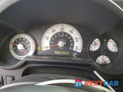 Zdjęcie 9 z 13 samochodu: 2012 TOYOTA FJ CRUISER VIN:JTEBU4BF4CK141857 - miniatura