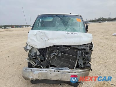 Piąte zdjęcie samochodu w środku: 2014 CHEVROLET EXPRESS G2500 UTILITY / SERVICE VAN VIN:1GCWGFCA8E1914088 - miniatura