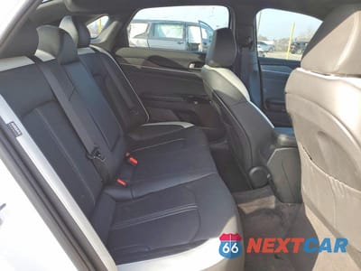 Zdjęcie 10 z 11 samochodu: 2025 KIA K5 GT-LINE VIN:KNAG64J79S5329122 - miniatura