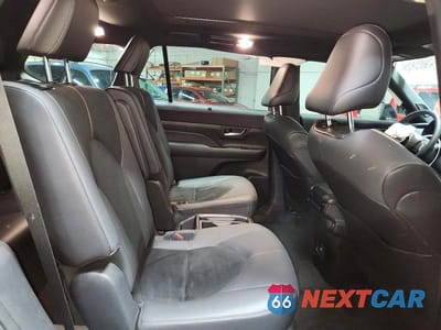 Zdjęcie 11 z 12 samochodu: 2025 TOYOTA GRAND HIGHLANDER HYBRID MAX LIMITED VIN:5TDADAB59SS014311 - miniatura