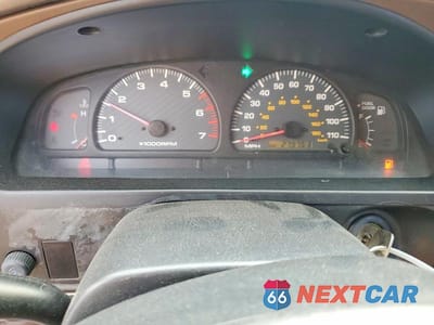 Zdjęcie 9 z 13 samochodu: 2000 TOYOTA 4RUNNER VIN:JT3GM84R3Y0058047 - miniatura