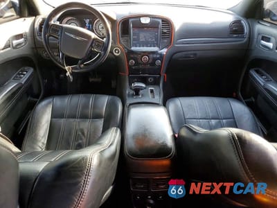Zdjęcie 8 z 12 samochodu: 2014 CHRYSLER 300 S VIN:2C3CCAGG0EH146709 - miniatura