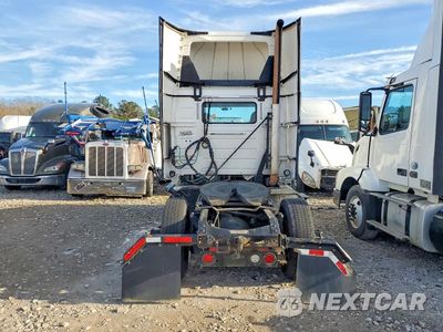 Zdjęcie 9 z 10 samochodu: 2017 VOLVO VN VNL VIN:4V4N39TG9HN987968 - miniatura