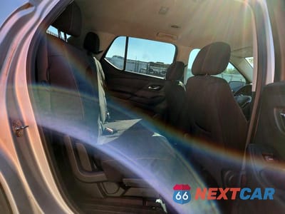 Zdjęcie 11 z 12 samochodu: 2019 CHEVROLET TRAVERSE LS VIN:1GNERFKW6KJ117179 - miniatura