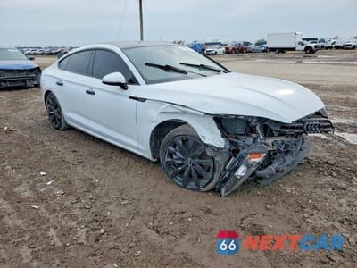 Czwarte zdjęcie samochodu z boku: 2018 AUDI A5 PREMIUM PLUS VIN:WAUBNCF52JA057727 - miniatura