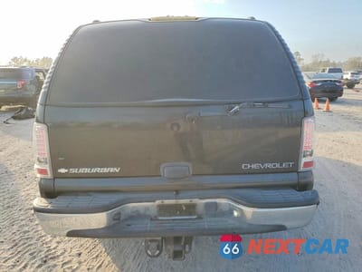 Zdjęcie 6 z 12 samochodu: 2004 CHEVROLET SUBURBAN C1500 VIN:1GNEC16Z14J264585 - miniatura
