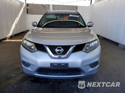 Piąte zdjęcie samochodu w środku: 2015 NISSAN ROGUE S VIN:5N1AT2MV4FC752784 - miniatura