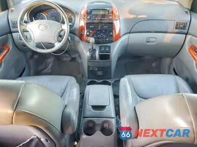 Zdjęcie 8 z 12 samochodu: 2010 TOYOTA SIENNA VIN:5TDDK4CC0AS031997 - miniatura