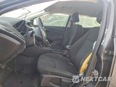 Zdjęcie 7 z 13 samochodu: 2018 FORD FOCUS SE VIN:1FADP3K27JL278087 - miniatura