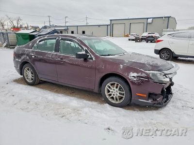 Czwarte zdjęcie samochodu z boku: 2012 FORD FUSION S VIN:3FAHP0GA2CR329161 - miniatura
