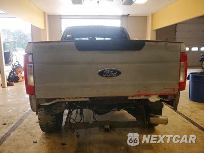 Zdjęcie 6 z 13 samochodu: 2006 FORD F350 SRW SUPER DUTY VIN:1FTWW31P06EB52037 - miniatura