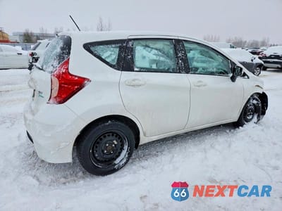 Trzecie zdjęcie samochodu z tyłu: 2018 NISSAN VERSA NOTE S VIN:3N1CE2CP6JL355572 - miniatura