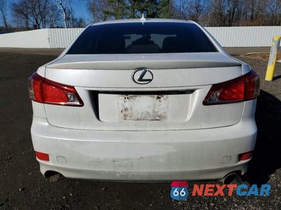 Zdjęcie 6 z 11 samochodu: 2012 LEXUS IS 250 VIN:JTHCF5C22C5053486 - miniatura