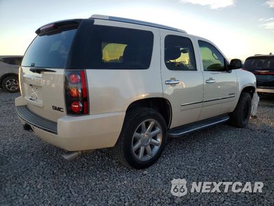 Trzecie zdjęcie samochodu z tyłu: 2013 GMC YUKON DENALI VIN:1GKS2EEF4DR328377 - miniatura