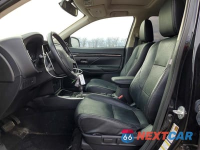 Zdjęcie 7 z 12 samochodu: 2018 MITSUBISHI OUTLANDER GT VIN:JA4JZ4AX3JZ019341 - miniatura