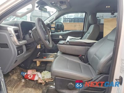 Zdjęcie 7 z 13 samochodu: 2025 FORD F350 SUPER DUTY VIN:1FD8W3FN8SEC57575 - miniatura