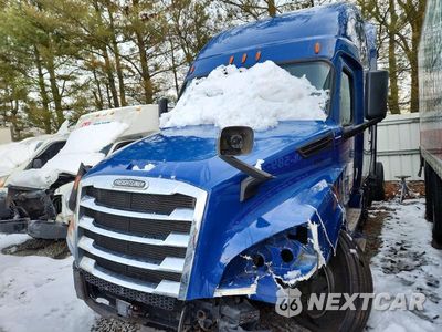 Drugie zdjęcie samochodu z przodu: 2019 FREIGHTLINER CASCADIA 126 SEMI TRUCK VIN:3AKJHHDR4KSKD8206 - miniatura