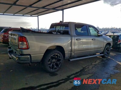 Trzecie zdjęcie samochodu z tyłu: 2022 RAM 1500 BIG HORN/LONE STAR VIN:1C6RRFFG6NN343191 - miniatura