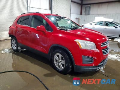 Czwarte zdjęcie samochodu z boku: 2015 CHEVROLET TRAX 1LT VIN:KL7CJLSB5FB072655 - miniatura